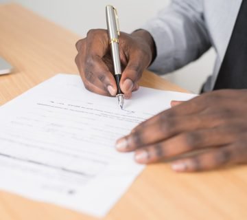 Hoe een notaris je bedrijf kan ondersteunen bij vastgoedtransacties